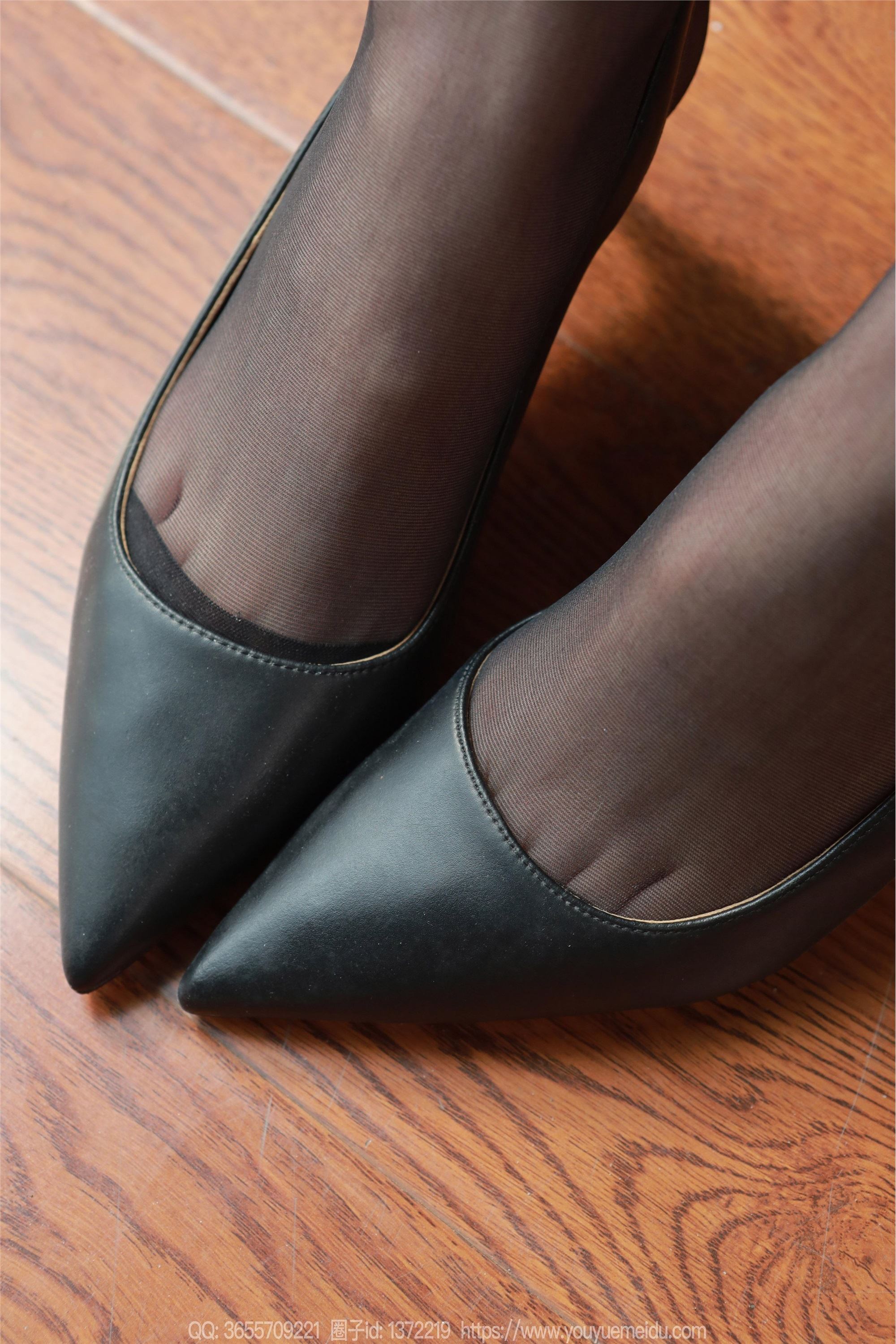 IESS异思趣向  2024.12.27 丝享家 1935 团团《脚尖加固》